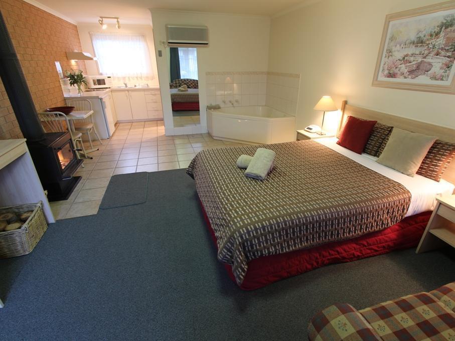 Beachcomber Motel & Apartments Apollo Bay Dış mekan fotoğraf